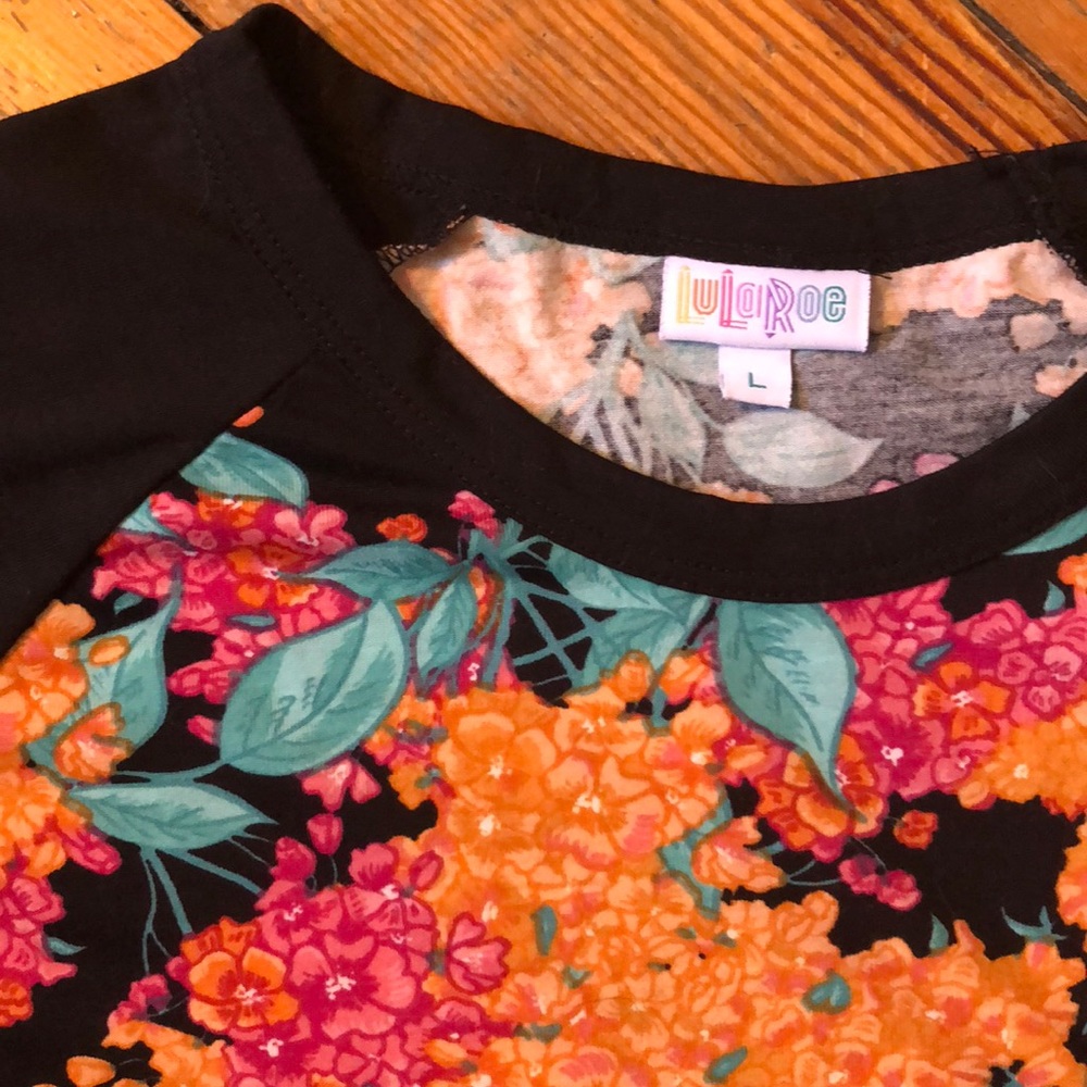 Lula Roe Randy Baseball Style Tee - Picture 2 of 3